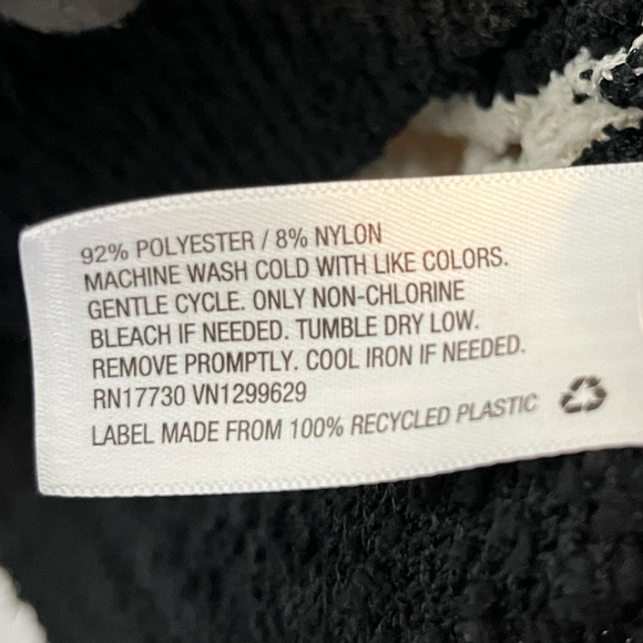 Black and Cream Striped Sweater - Picture 3 of 4